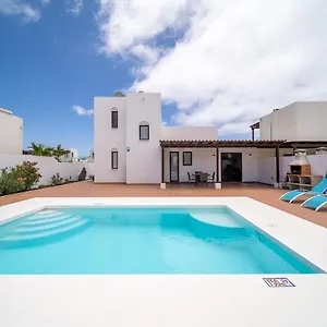 Turquesa , Playa Blanca (Lanzarote) Spain